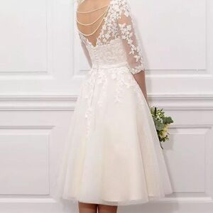 Women Scoop Sleeveless Lace